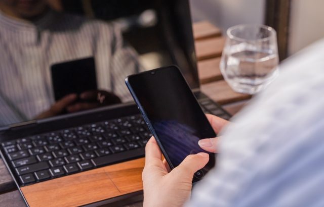 【すぐできる】iPhoneが3Gになる原因と4Gに戻す対処法